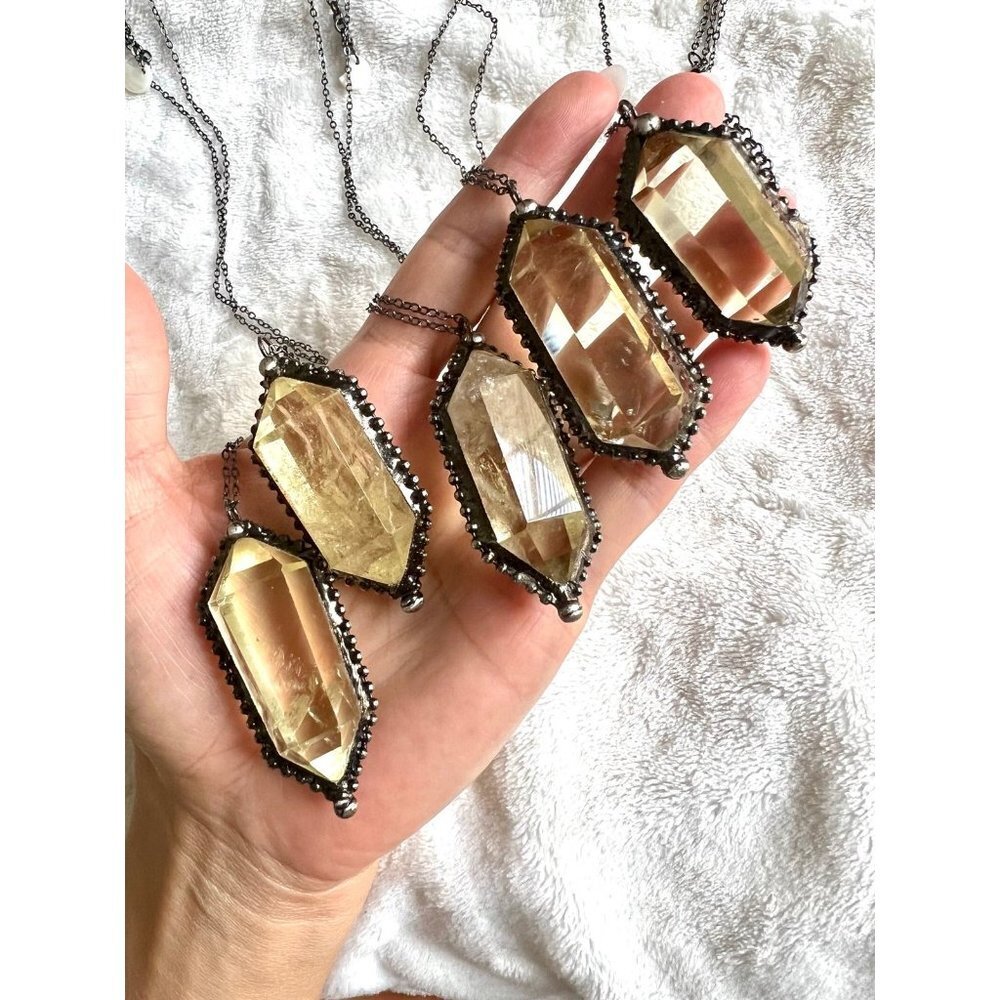 * FRESH NEW STOCK! * DT Citrine Chakra Clearing Necklace Pendant - Picture 3 of 15